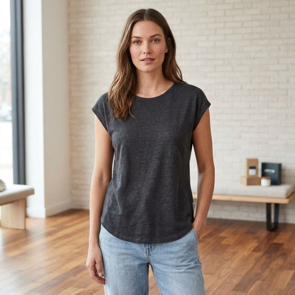 Orvis Classic Collection Womens Size S Black Linen Blend Cap Sleeve Top Tee